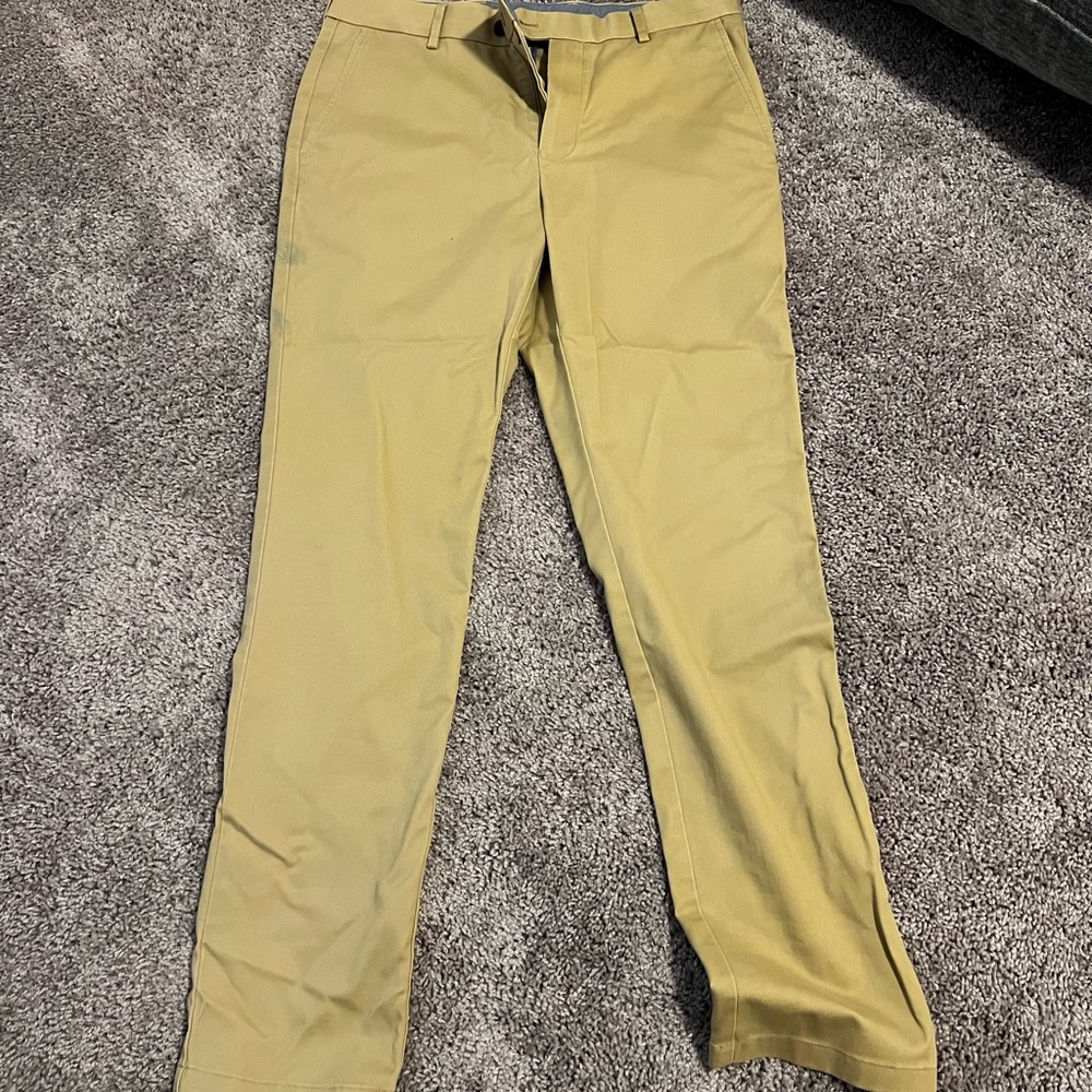 Charles Tyrwhitt Men's Khaki Chinos